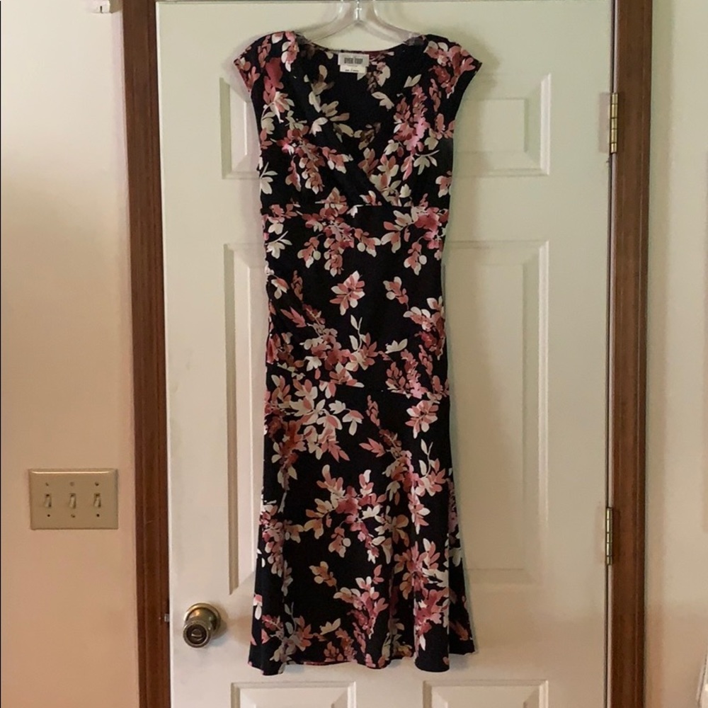 Flower sleeveless dress